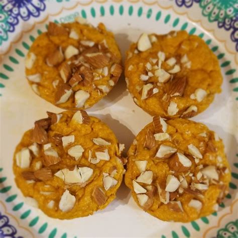 Nov 17, 2019 - So easy, so delicious! Here's a great way to take your Optavia Honey Sweet Potatoes and turn them into a delicious muffin. Optavia Sweet Potato Muffins Fueling Hack INGREDIENTS: 1 packet Optavia Honey Sweet potatoes 2 Tablespoon liquid egg (like Eggbeaters) 1/2 C water 1/4 tsp baking powder 2 pinches Stacey Hawkins Awe. 
