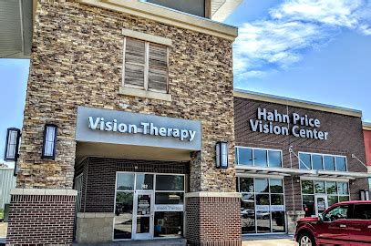 Optometrist in Olathe, KS