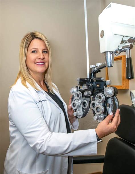 Optometrists / Eye Doctors Near Me in Rochester, MN