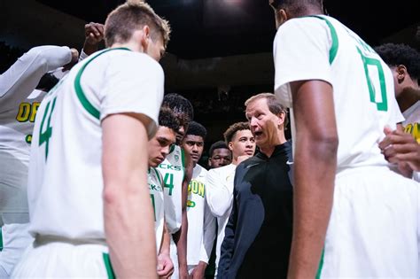 Oquendo, Shelstad spark Oregon to 76-55 victory over Cal Baptist