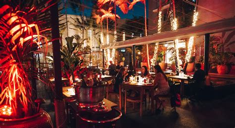 Orange blossom miami. Orange Blossom: A Miami Beach, FL Bar. ... In their wood-lined dining room, Orange Blossom offers up eats like like pepper crusted organic salmon, scallop tiradito in lemongrass ginger sauce, and ... 