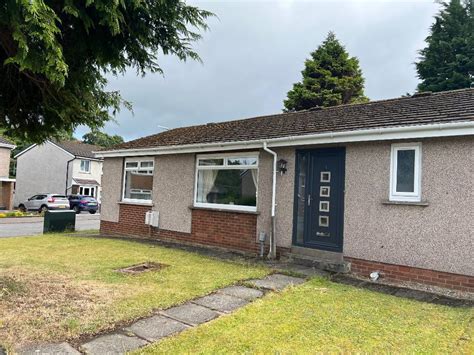 Orchy Crescent, Airdrie 3 bed bungalow - £1,200 pcm (£277 pw)