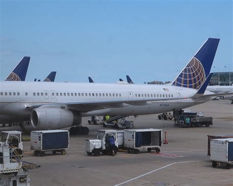 You can visit San Francisco or nearby cities when you fly to California on United. Find your vacation package to San Francisco with United Vacations. Book cheap flights to San Francisco (SFO) with United Airlines. Enjoy all the in-flight perks on your San Francisco flight, including speed Wi-Fi.