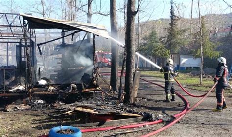 Ordu''da kamp alanında korkutan yangın: 10 yapı kullanılamaz hale geldi