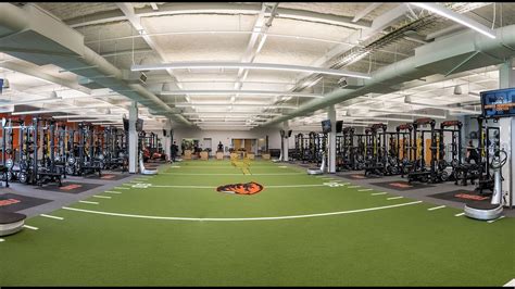 Oregon State Sports Performance Center Tour - YouTube