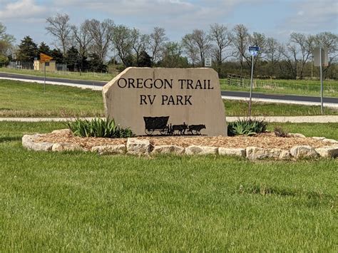 Oregon Trail RV Park - Bicycle Camping, Tent Camping