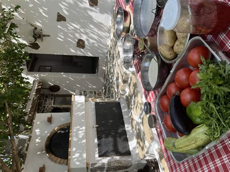 Organic Cooking Class in Naxos in ELaiolithos