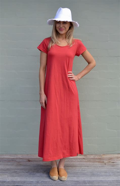 Organic cotton clothes. Shop organic cotton clothing for women that is better for you and the planet. Find dresses, skirts, tops, pants and more made with organic cotton and ethical practices at … 