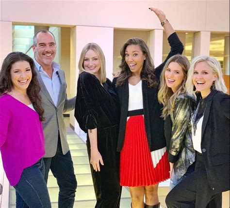 Original qvc hosts. An OG host is headed back to QVC. Kathy Levine, one of the network’s original and best-loved former hosts, will return to the network on June 1, two-plus … 