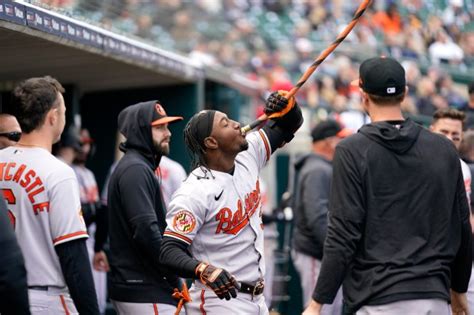 Orioles bullpen does heavy lifting in 5-3 win over Tigers; Baltimore wins sixth straight series