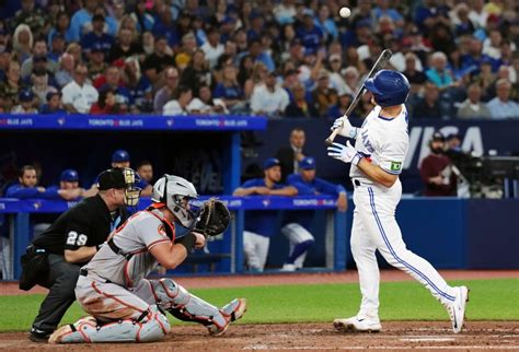 Orioles lose to Jays, 4-1, after Fujinami plunks 2 with bases loaded in sloppy 6th: ‘I wanted to get an out so bad’
