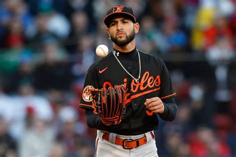 Orioles lose to Red Sox, 9-8, after dropped final out leads to Adam Duvall’s walk-off homer