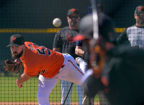 Orioles place Ramón Urías on injured list, promote pitching prospect Drew Rom in roster shuffle