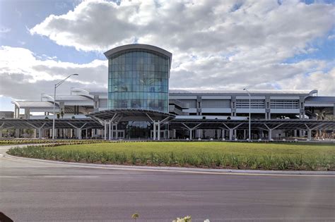 Orlando executive airport. Conveniently located only 3 miles from the business and financial center of Central Florida, Orlando Executive Airport (OEA), operated by the Greater Orlando Aviation Authority (GOAA), is the perfect flight path for the corporate traveler. 
