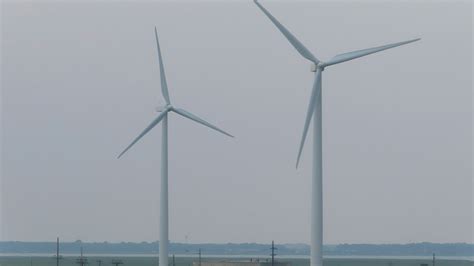 Orsted scraps 2 offshore wind power projects in New Jersey, citing supply chain issues
