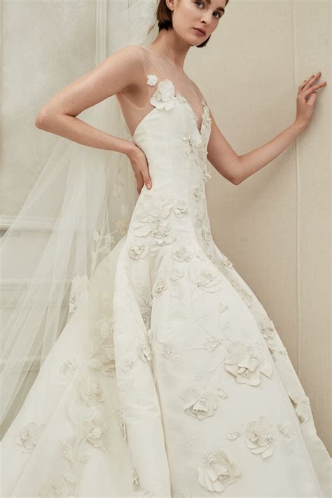 Oscar de la renta bridal. Bridal Collection Spring 2021. Shop the official Oscar de la Renta site for ready-to-wear, bridal, accessories, children's, home and beauty. Free shipping and personal shopper services. 