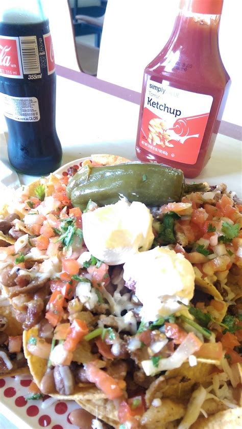For a mouthwatering fiesta of flavors, dine at Oscar's Tacos' Mexican restaurant in San Rafael. Oscar's Tacos has a large variety of flavorful and healthy di... . 