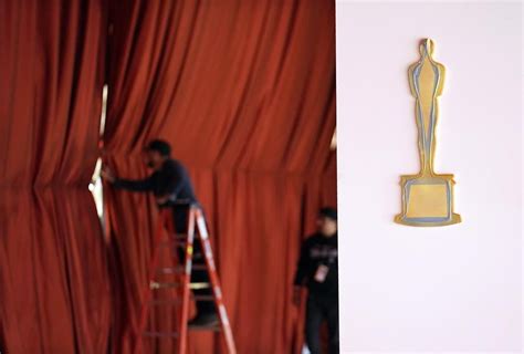 Oscars producers have one main goal: Keep you entertained