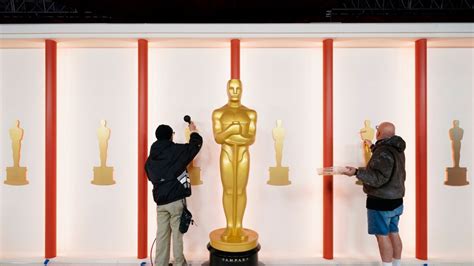 Oscars race: Clock ticks for film buffs to binge on nominees