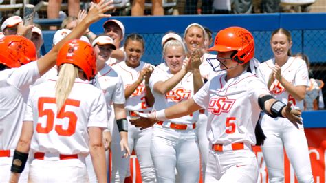 Osu cowgirls softball score. May 07, 2022 | Cowgirl Softball. Box Score. Share: NORMAN, Okla. – The No. 7 Oklahoma State softball team lost to No. 1 Oklahoma, 5-3, on Saturday in Norman. OSU fell to 38-12 and 14-3 in the Big 12. Oklahoma improved to 48-1 and 17-1. Kelly Maxwell took the loss, moving to 15-4. She allowed five runs - four earned - on two hits in five ... 
