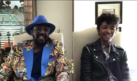 Otis williams son lamont. Apr 11, 2019 ... He puts together a talented group of singers he initially calls Otis Williams and the Distants, then the Elgins, and finally, following an “ ... 