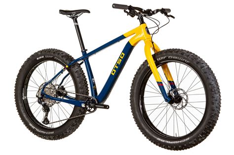 Otso bikes. The Canyon Dude CF 7 is an affordable carbon fat bike that performs well in the snow or steamrolling some trails. The frame design is sleek and lightweight, weighing just 30 pounds and 5 ounces (with tubes). The bike … 