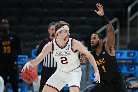 Our post-spring college basketball top-25 forecast: USC and Arizona climb, UCLA falls and Colorado enters the rankings