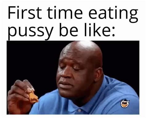 Oussy eating
