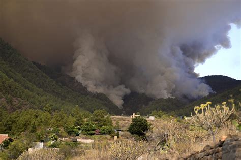 Out-of-control wildfire scorches Spain’s Tenerife island, affecting thousands