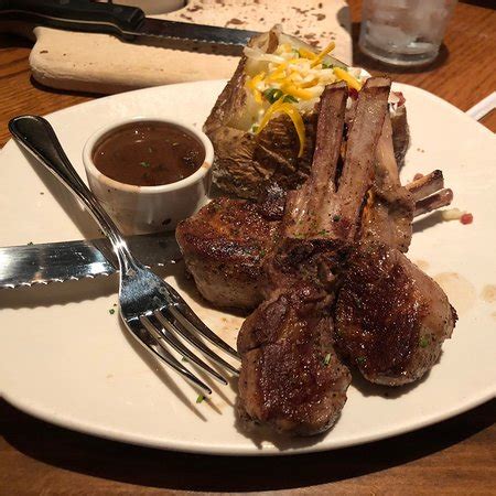 Outback steakhouse burbank. Outback Steakhouse is a lively Australian-themed chain that offers a variety of hearty steakhouse fare. Located at 1761 N Victory Pl, Burbank, California, 91502, this restaurant offers a range of dining options including lunch, dinner, catering, and dessert. 