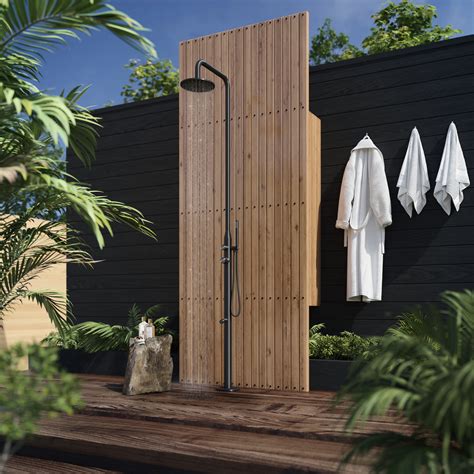 Outdoor Shower Onlyfans Leak