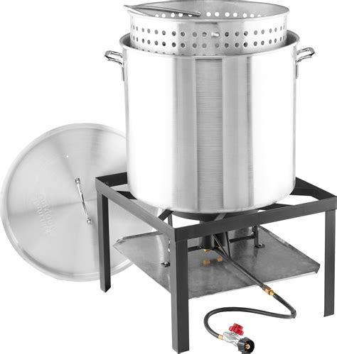 Whip up tasty seafood dishes with this Outdoor Gourmet 60 qt Low Country Boiler Kit. Crafted from rugged aluminum, the 60-quart pot evenly heats the water and can h...