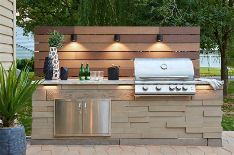 Outdoor kitchen counter. Additionally, if a caterer or bartender will be utilizing your outdoor kitchen frequently, allow for 3-4 feet of working counter space. An outdoor kitchen perspective drawing showing standard counter & bar heights. Helpful Outdoor Kitchen Dimensions: Countertop height = 36". Bar height = 42-46". Table height = 30". 