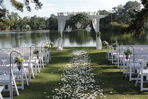Outdoor places to get married near me. 