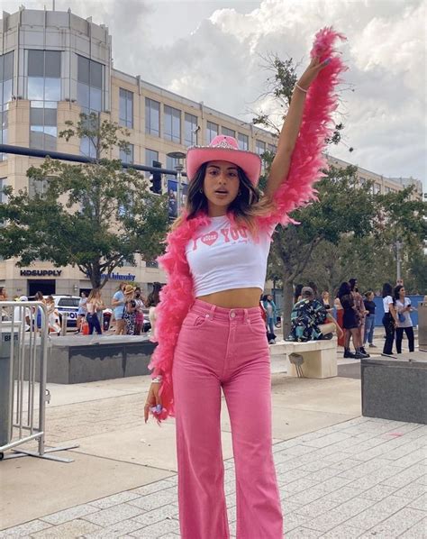 Outfit ideas for pink concert. Much like our favorite fashion designers, BTS was thinking pink in 2019. Bold shades of fuchsia occupy both their album cover for Map of the Soul: Persona (above) and their latest music video, Boy With Luv.I’ve already covered this music video on CF, so if you like this look, check out that post for more Persona pink outfit ideas!. Below I have … 