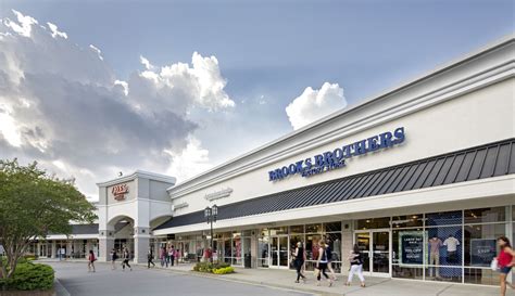 Outlet mall smithfield nc. Located right off I-95 in Smithfield, at Carolina Premium Outlets you'll enjoy savings of 25-65% every day at more than 80 designer and name-brand outlet stores. Shop Ann Taylor, Brooks Brothers, Carolina Pottery, Coach, Eddie Bauer, Gap Outlet, J.Crew, Kate Spade, Nautica, Polo Ralph Lauren Factory Store, Reebok, Talbots, Timberland, Tommy Hilfiger, and many more. 