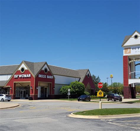 Verizon Wireless store, location in Outlets 