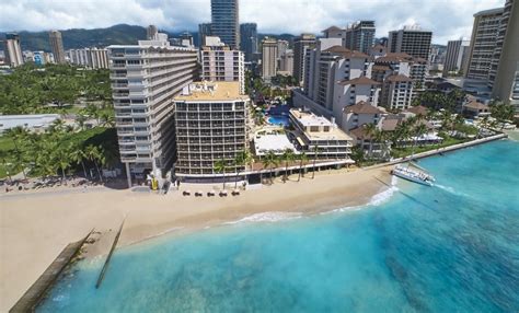 The property features studio, one or two-bedroom condos with panoramic ocean views all the way from iconic Diamond Head to Oahu’s western coastline. Family friendly and perfect for extended stays. Find us at: 2161 Kalia Road, Honolulu, Hawaii 96815. Call us at: +1 808 922 3871 +1 866 994 1588.. 