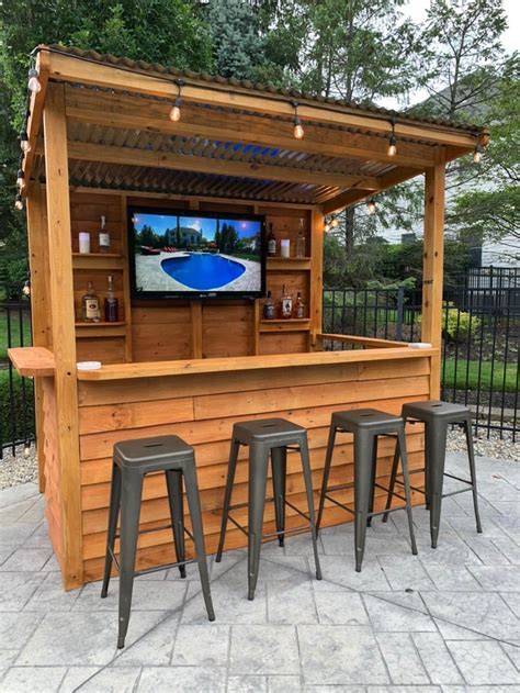 Outside Bar