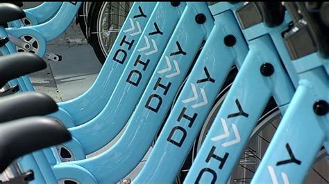 Over 250 new Divvy stations coming to Chicago through 2025