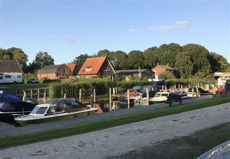 Overnachten in Winsum bij Marenland, hotel, huisjes, camping.