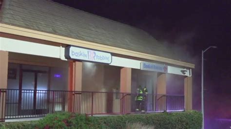 Overnight fire damages Martinez strip mall