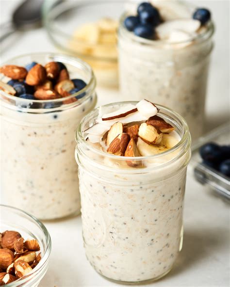 Overnight iats. Add the milk and stir well. The mixture should be well-combined and the oats should be fully submerged in the liquid. Mix in the Greek yogurt, vanilla, and cinnamon. If you prefer it sweeter, add honey or maple syrup. Seal the jar or cover the bowl and place it in the refrigerator to let the oats soak overnight. 