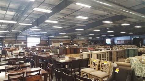 Overstock warehouse evansville. 201 N. Green River Rd, Evansville, IN 47715 ; FRI 12pm - 6pm | SAT 11am - 6pm | SUN 1pm - 6pm | MON 12pm - 6pm ... WAREHOUSE SALE! SHOWROOM HOURS. FRIDAY 12PM – 6PM ... 