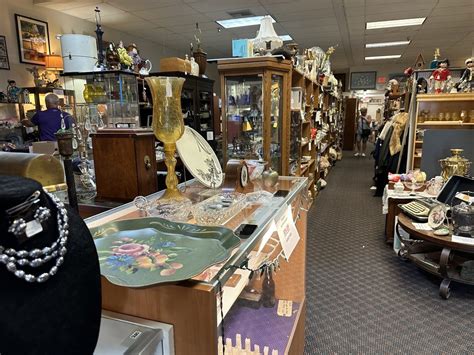 Oviedo antique mall. There’s always something for everyone. This includes, watches, cameras, pyrex, books, albums, china, furniture and much more. The entire family will be amazed at the things they find! Make meal planning easier this year with $5 Meal Plan. Get a month’s worth of pre-planned meals for $5. 