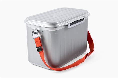 The Oyster Tempo cooler is available today through the company’s website and includes a pair of ice packs sized to fit inside, as well as a carrying handle that can be swapped with a carrying ...