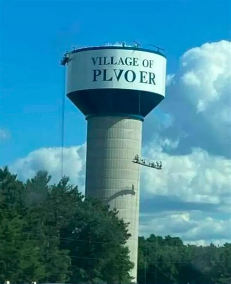 P-L-V…? Painters misspell ‘Plover’ on city’s water tower