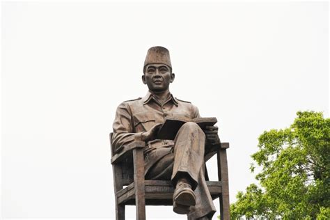 Patung Archives - Raka Art Stone Muntilan - muktibox.com