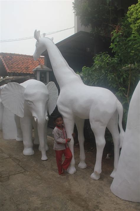 PATUNG STYROFOAM JAKARTA - Pembuat Patung … - muktibox.com