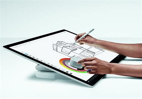 PC Showdown: Microsoft Surface Studio 2 vs. Dell Canvas